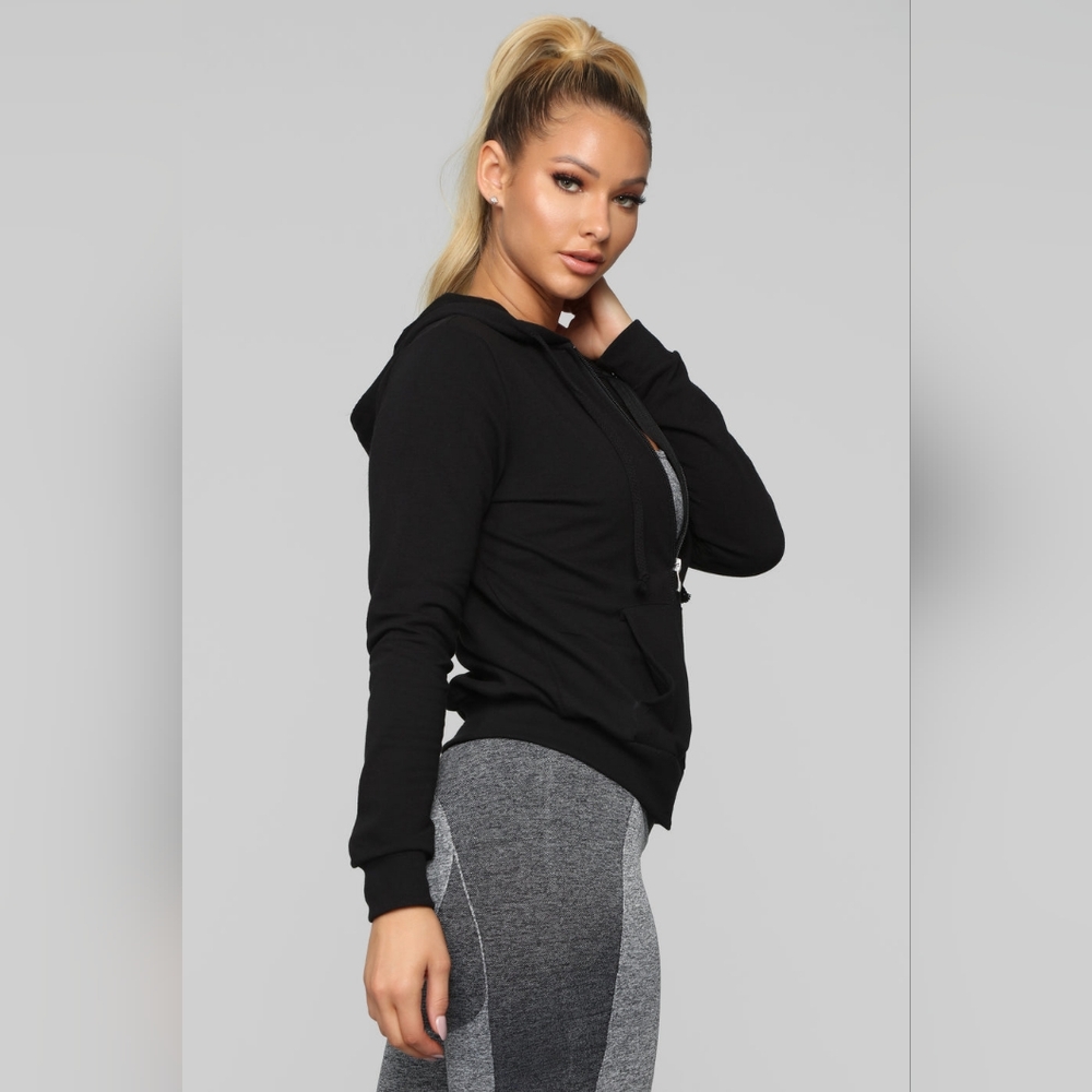 NWT Fashion Nova run with me Black Zip up hoodie - Picture 2 of 11